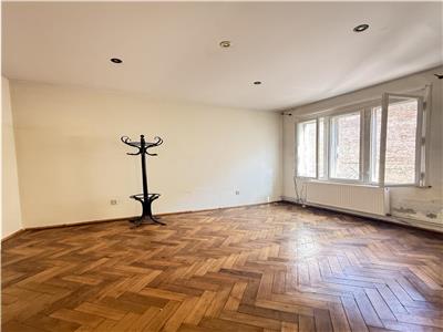Vanzare casa la curte - Mosilor, Parintele Galeriu, Bucuresti
