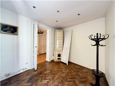 Vanzare casa la curte - Mosilor, Parintele Galeriu, Bucuresti